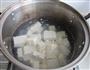 肥肠豆腐煲的做法图解3