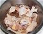木耳枣鸡汤的做法图解5