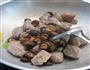 香菇炖肉的做法图解6