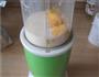 芝麻酸奶果汁的做法图解3