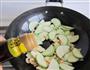 虾仁炒西葫芦的做法图解7