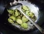 橄榄菜炒青瓜的做法图解8
