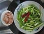 蒜苔炒肉片的做法图解1