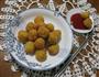 炸芹菜鱼丸的做法图解9