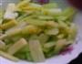 凉拌西芹的做法图解4