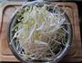 蚝油韭菜豆芽的做法图解2