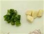 蒜香醋溜小白菜的做法图解2