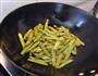 揽菜肉丝炒扁豆的做法图解5