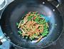 青豆炒豆腐干的做法图解8