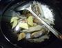 锅煎蛏子的做法图解3
