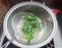 芹叶拌豆腐的做法图解3