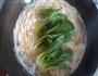 葱油鸡蛋青菜面的做法图解4