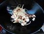拌炒香菇的做法图解4