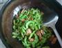苦瓜炒肉的做法图解6