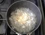 银耳莲子百合汤的做法图解7