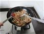 榨菜炒肉丝的做法图解10