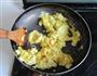 苦瓜炒蛋的做法图解6