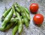 西红柿蚕豆的做法图解1