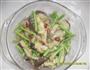 江豆拌茄子的做法图解5