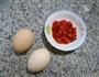 剁椒蒸荷叶蛋的做法图解1