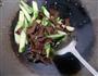 青瓜炒木耳的做法图解9
