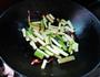 韭菜炒丝瓜的做法图解5