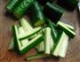 家常腌黄瓜的做法图解2