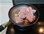 白菜豆腐排骨汤的做法图解3