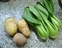 青菜土豆排骨汤的做法图解1