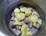 青菜土豆排骨汤的做法图解7