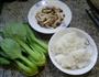 蟹味菇青菜泡饭的做法图解1