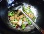 油豆腐炒毛豆的做法图解10