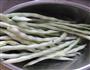 炒芸豆的做法图解1