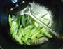 榨菜炒西芹的做法图解4