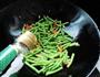 蒜蓉豉油豇豆的做法图解6