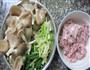 菌菇肉片的做法图解1