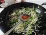 韭菜炒绿豆芽的做法图解6