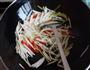茭白三丝的做法图解5