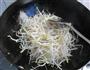 绿豆芽炒豆腐的做法图解6