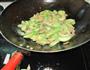 黄瓜炒瘦肉的做法图解6