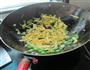 辣椒炒蛋丝的做法图解7