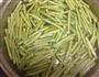 芝香酸辣爽口豇豆的做法图解1