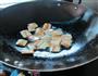 腊肉豆腐炒土豆的做法图解4