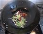 炒西瓜皮的做法图解4