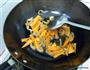 韭菜花香干炒肉的做法图解3