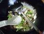 芹菜炒蛏子的做法图解9