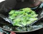 油焖西兰花的做法图解3