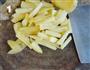 干锅土豆条的做法图解1