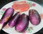 肉末蒸茄子的做法图解1