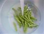 糖醋梅豆腐竹的做法图解2
